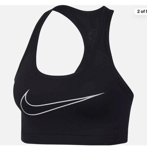 Nike Women's Black Swoosh Sports Bra